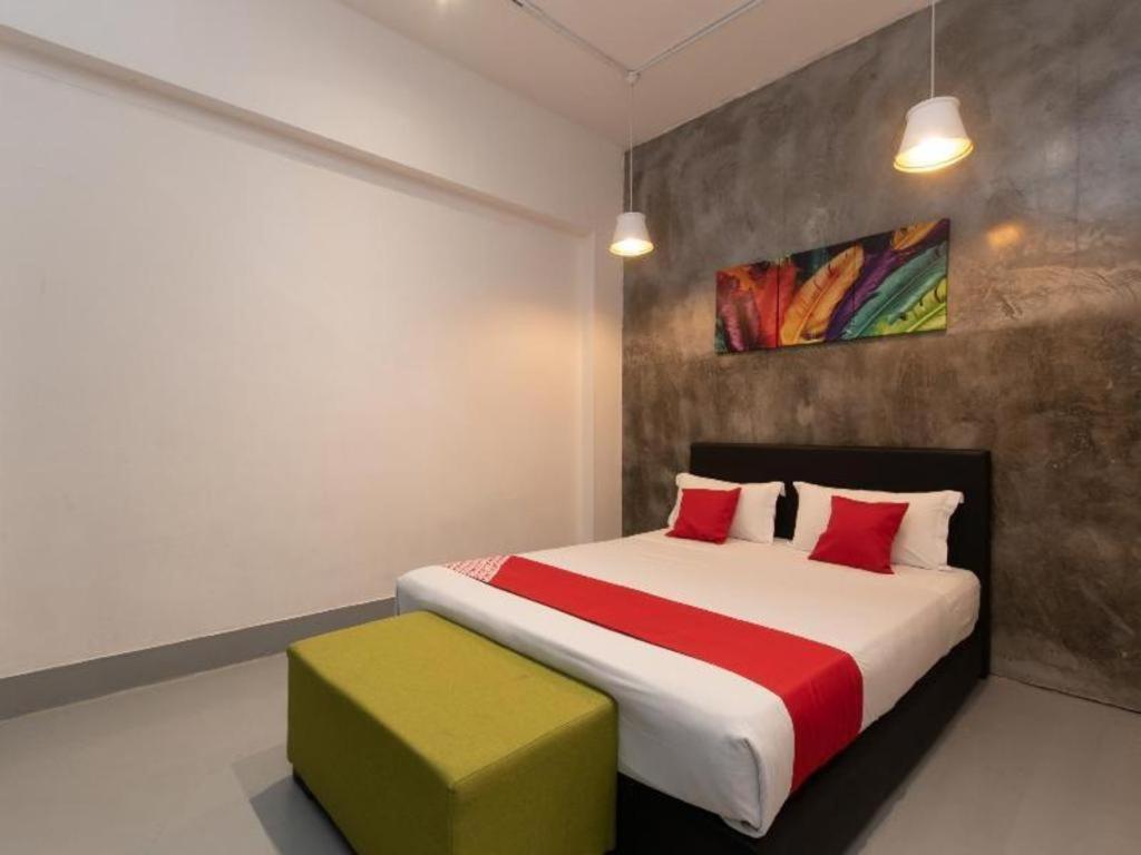 Oyo 43993 Madsuite Kota Kinabalu Exteriér fotografie