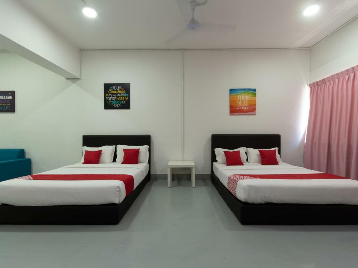 Oyo 43993 Madsuite Kota Kinabalu Exteriér fotografie